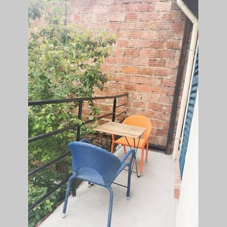 #4 Joli Appartement A 2 Pas Du Metro Et Paris 20 Bagnolet Eksteriør bilde