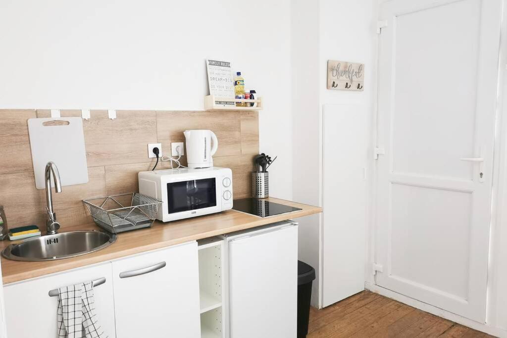 #4 Joli Appartement A 2 Pas Du Metro Et Paris 20 Bagnolet Eksteriør bilde